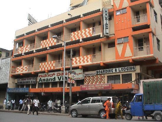 Hotel Anand Vihar Bangalore Eksteriør billede